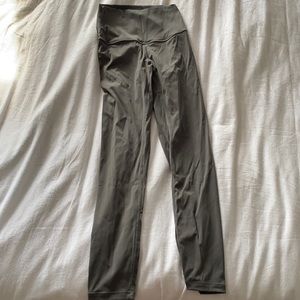 Born Primitive Inspire Leggings sz small